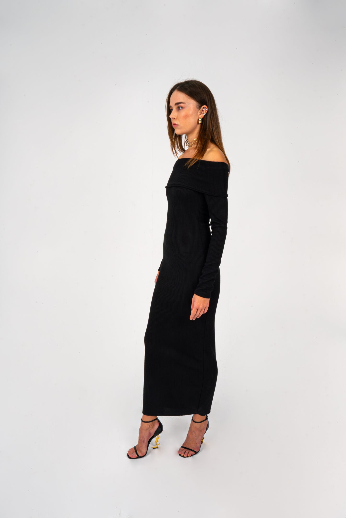 Keep It Cool, Keep It Off-Shoulder